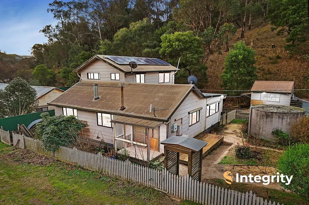 7 Long Gully Road, Flowerdale, VIC 3717