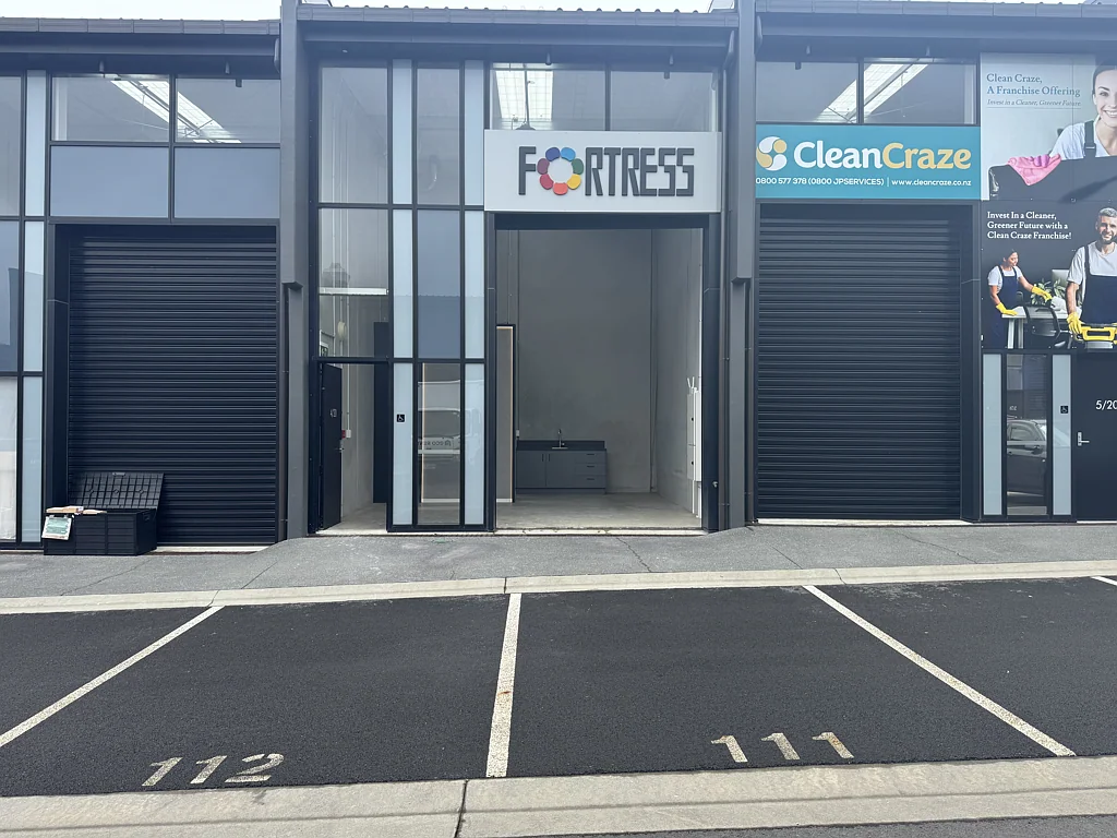 Mount Wellington Urgent Sale–Mt Wlgn Warehouse $180,000 Under Cost