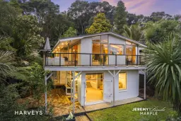 47 Tainui Road, Titirangi