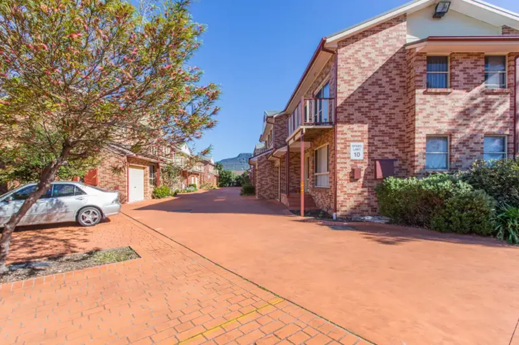 Townhouse Minutes from East Corrimal Beach!