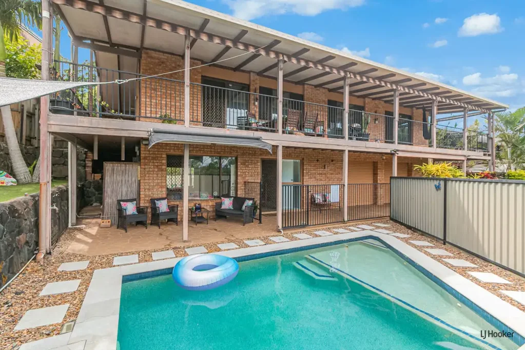 8 Curtawilla Street, Banora Point, NSW 2486