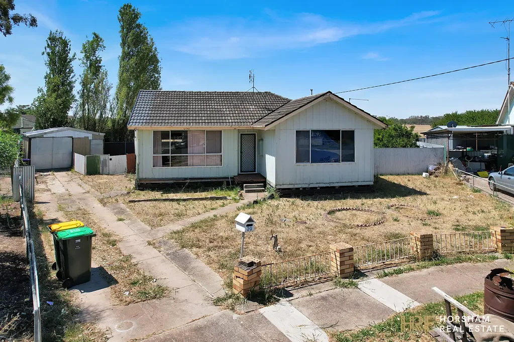 39 Winifred Street, Horsham, VIC 3400