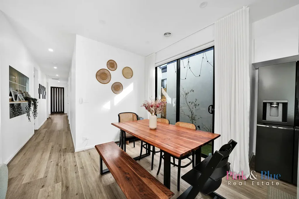 Rockbank 3 Bedroom Nearly New Home with Resort-Style Living