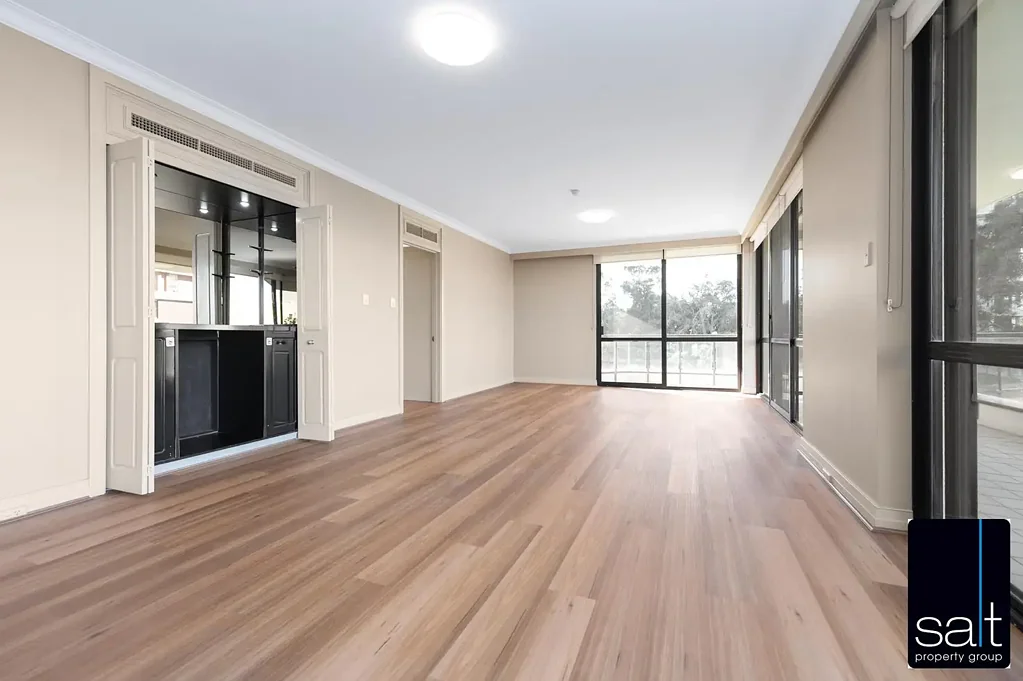 Stunning Apartment with RIVER VIEWS....