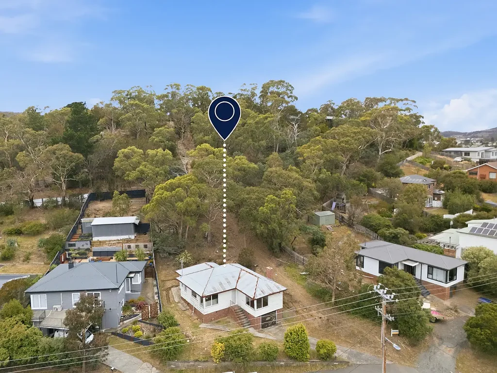 97 Gordons Hill Road, Lindisfarne, TAS 7015