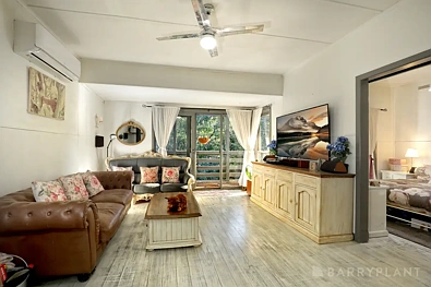 Monbulk 3 Slaapkamer A Storybook Start on Approximately 5 Acres