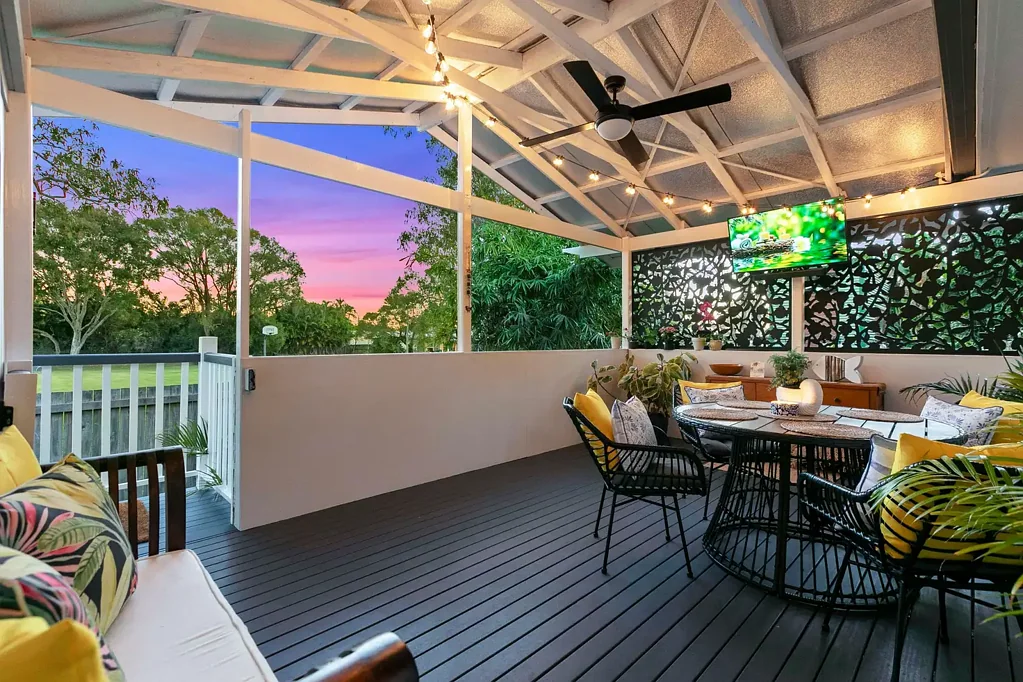 2/55 Miller Street, Urangan, QLD 4655