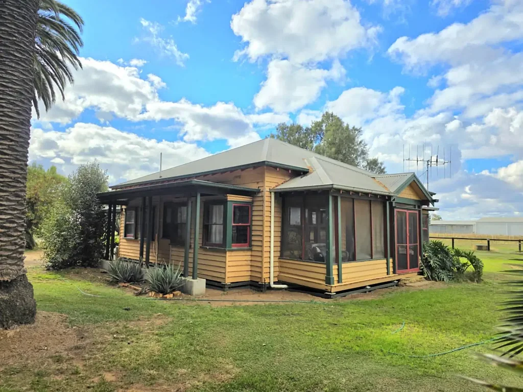 Bamawm Escape to the Timeless Charm of Country Living