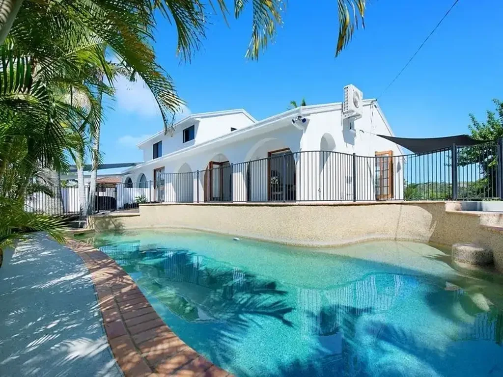 Semi furnished immaculate waterfront entertainer