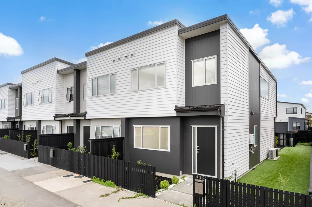 Hobsonville 3침실 Best of both worlds! - End of Units on Left