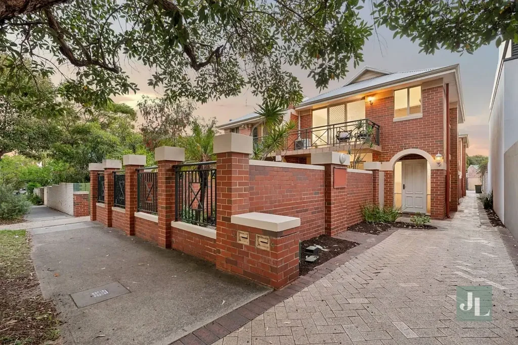 A Leafy Outlook, A Location to Love