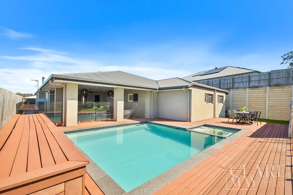 Augustine Heights 5 Bedroom Entertainer's Paradise