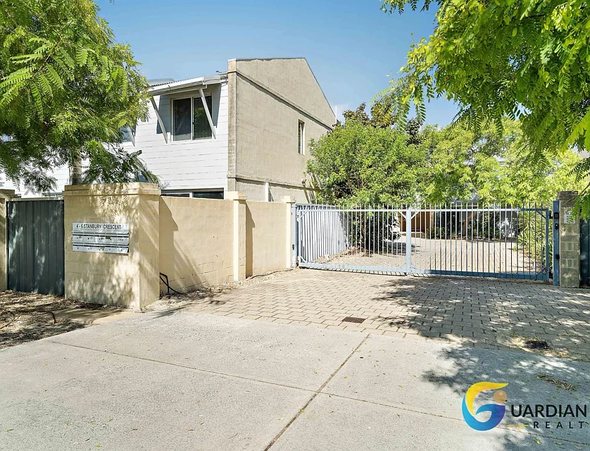 地址保密, Morley, North East Perth, 3 chambres, 2 salles de bain, Townhouse