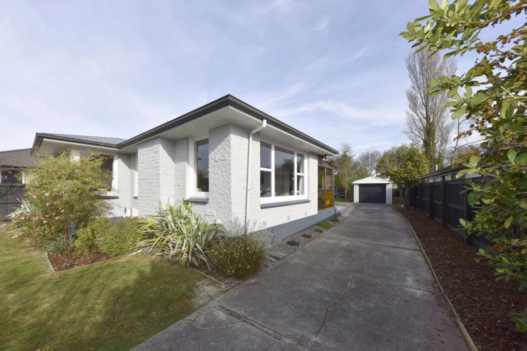 Shirley 3 Bedroom Great First Home or Investment
