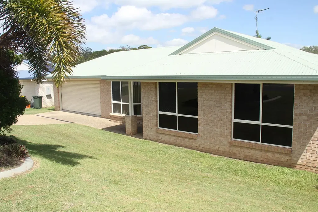 42 Whitbread Road, Clinton, QLD 4680