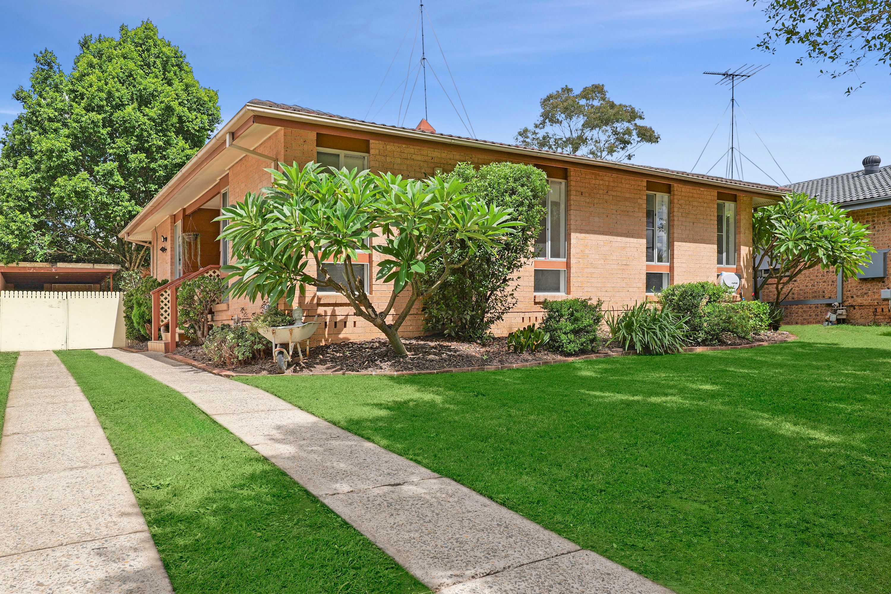 11 MCKELLAR CR, SOUTH WINDSOR NSW 2756, 0 Schlafzimmer, 0 Badezimmer, House