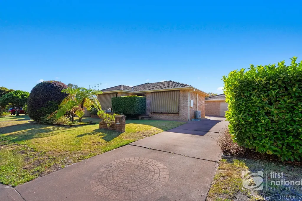 13 Eden Place, Tuncurry, NSW 2428