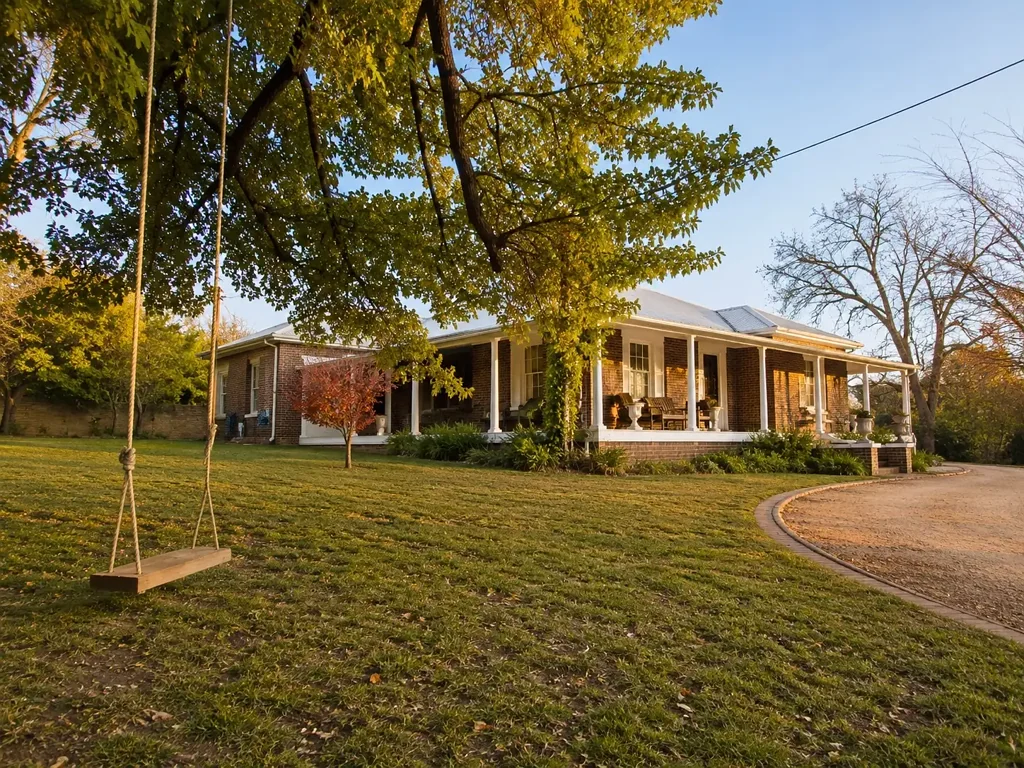 Armidale 5ห้องนอน "Esrom" A Landmark Armidale Estate of History, Scale and Enduring Elegance