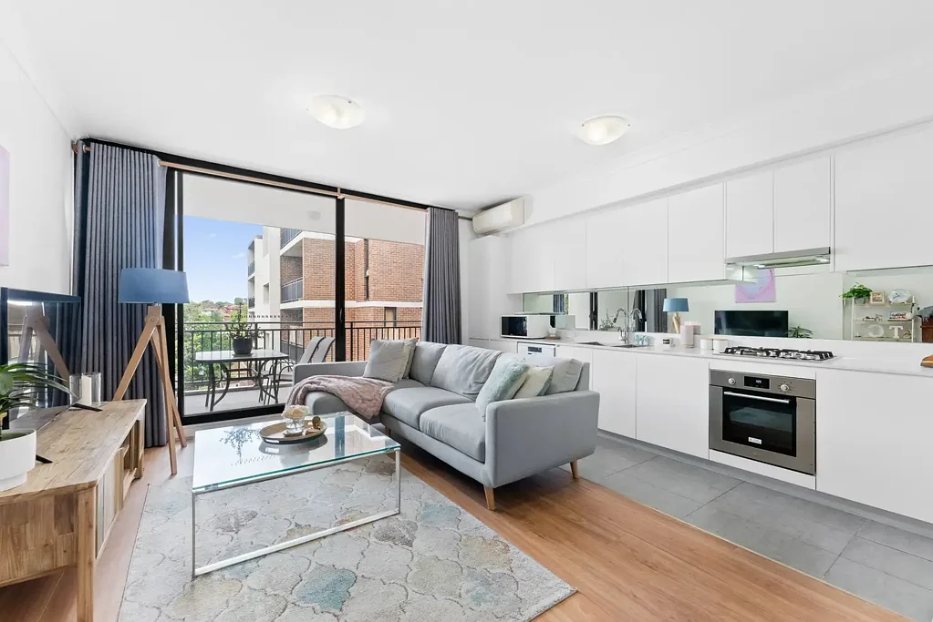 Lakemba 1房 现代生活，极致便利，即刻入住 Modern Living, Exceptional Convenience & Move-In Ready Appeal