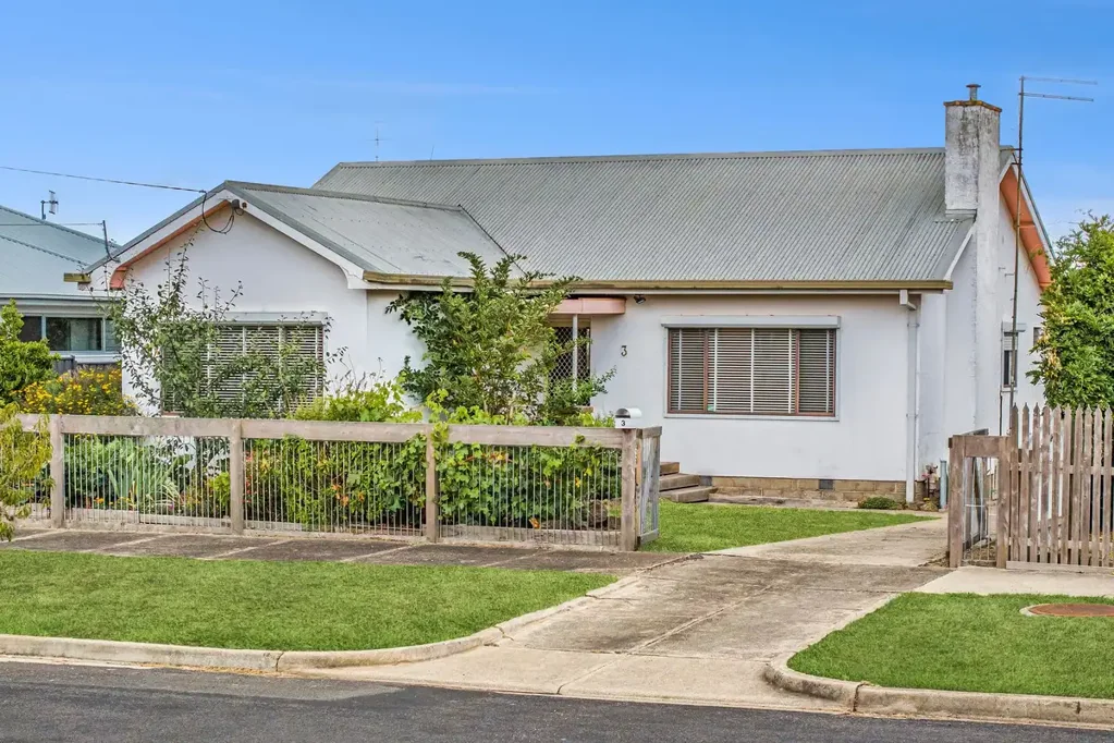 Colac 3房  A HOME THAT BRINGS PEOPLE TOGETHER