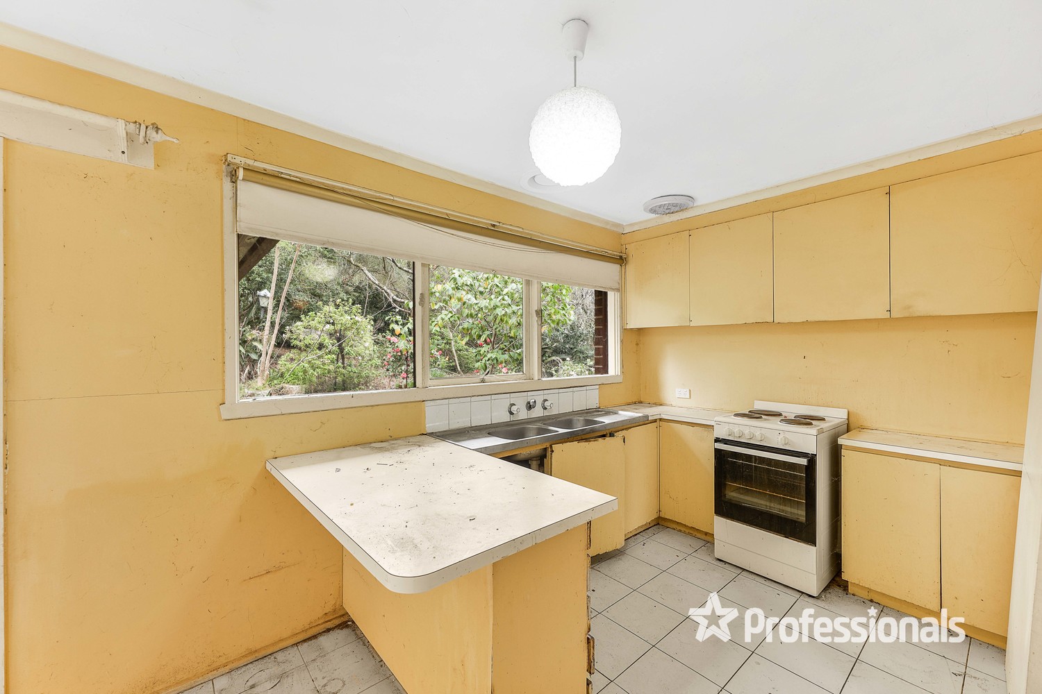 24 MEADOWLARK LANE, MOOROOLBARK VIC 3138, 0 habitaciones, 0 baños, House