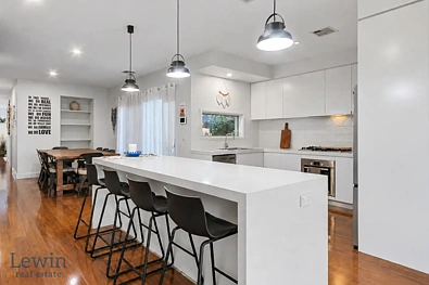 ਰਸੋਈ - 4B Randall Avenue, Edithvale, VIC 3196