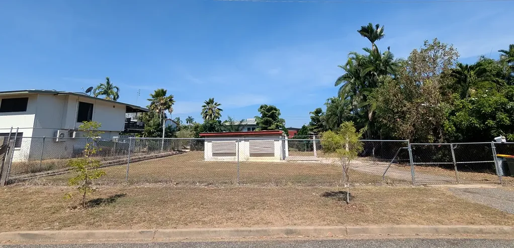 Alawa  Rare offering in prestigious Alawa - 817m2 of prime land!