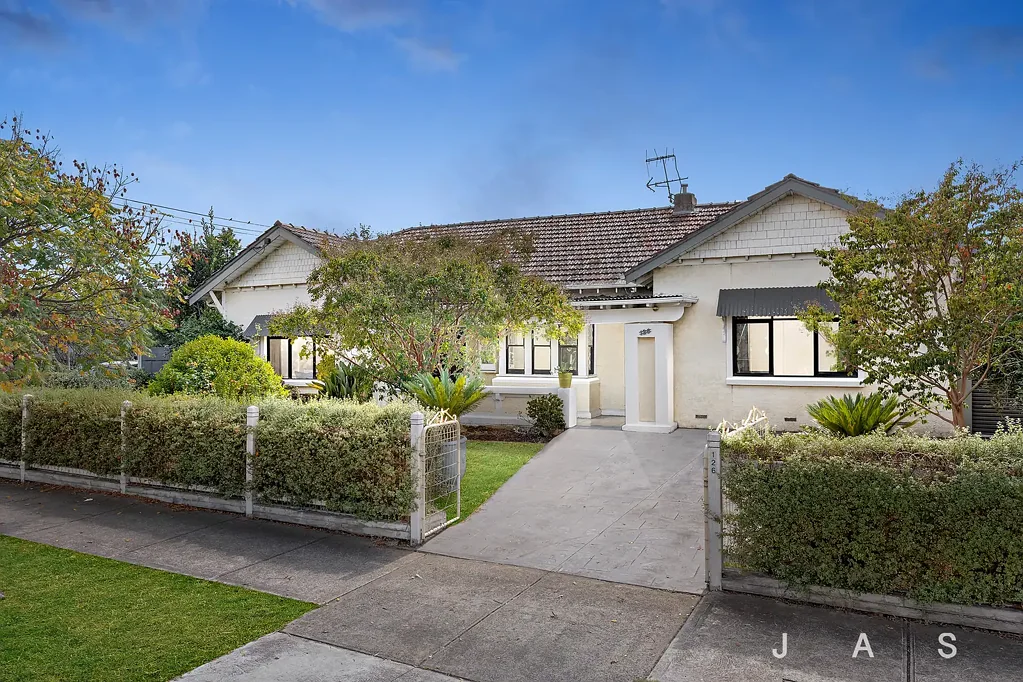 Super-Spacious Family Living