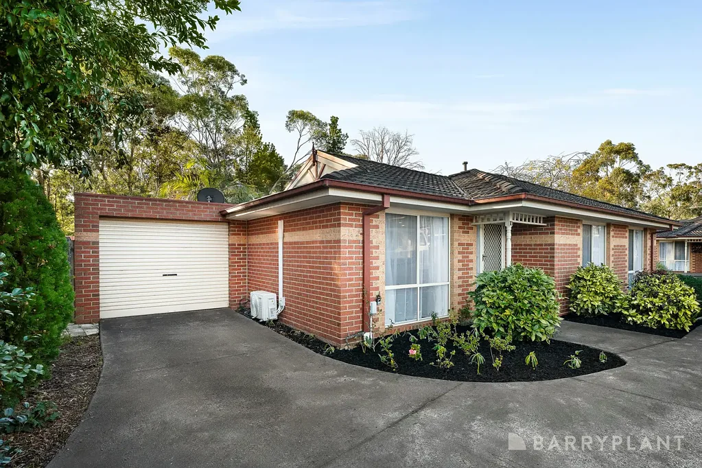 Bayswater North 2房 私密后置 便利设施近 开放式布局 全新空调 全新地毯 主卧带步入式更衣室 独立卫浴 气动车库 户外娱乐空间 Fresh, Bright & Ready to Enjoy!