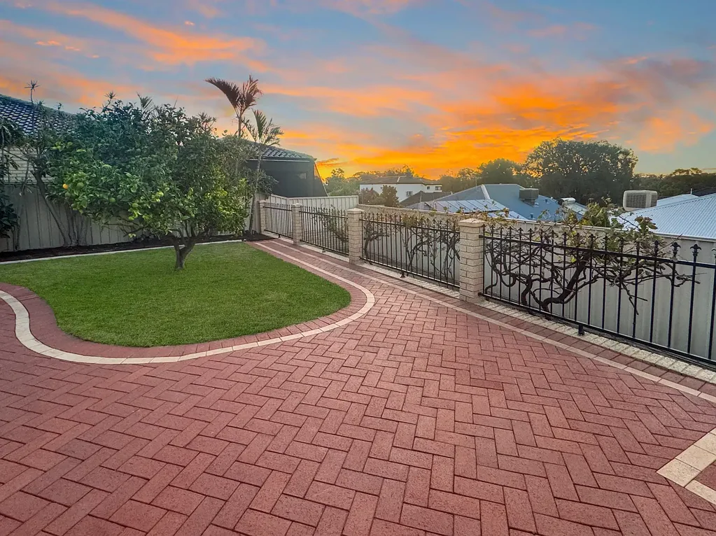 Bibra Lake 4ਬੈੱਡਰੂਮ Spacious Single-Level Living in Prestigious St Paul's Estate