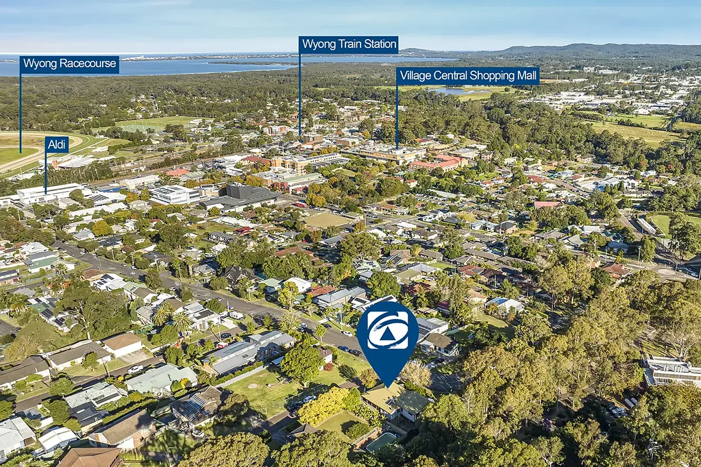 Wyong 4房  Spacious family home with room to value add