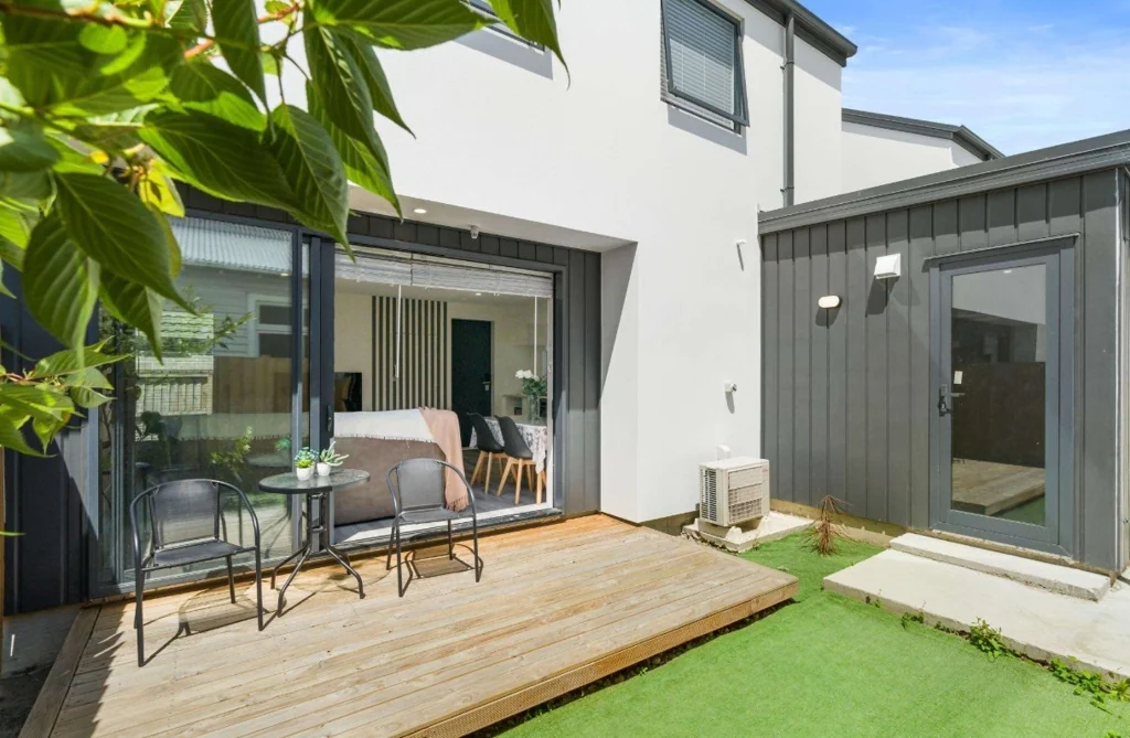 Charming 2-Bedroom Townhouse in Prime Riccarton Location
