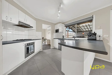 1 Shadi Court, Cranbourne West, VIC 3977, 3房, 1浴, House