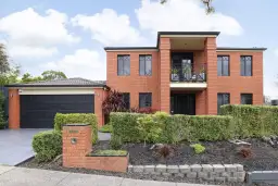 12 Viewbank Rise, Beaconsfield