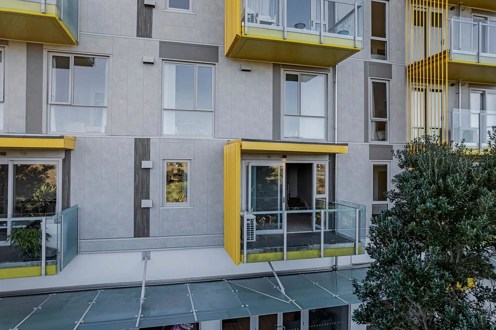 Albany 2 Bedroom Must Sell. Modern Comfort Meets Premium Conven...