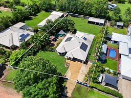 7 Shoalmarra Drive, Mount Low