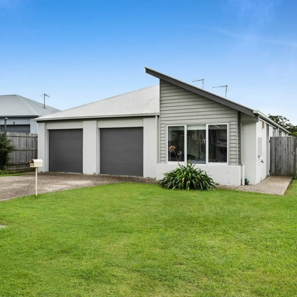Crestmead 5Zimmer Rare Dual-Key Investment Opportunity on 454sqm - High Returns & Modern Living