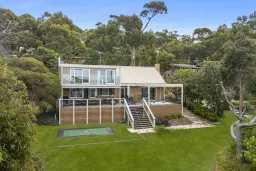 129 Smith Street, Lorne