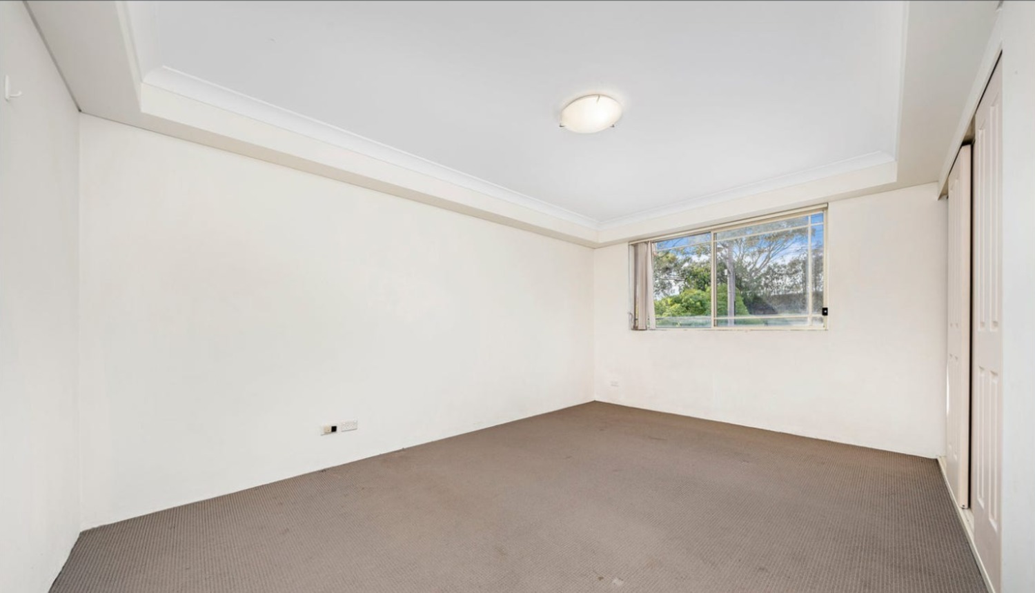 UNIT 2 49 MACLAURIN AV, EAST HILLS NSW 2213, 0 침실, 0 욕실, Unit