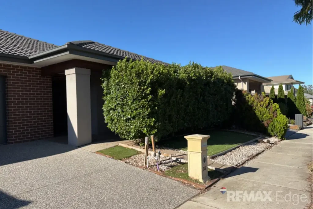 Modern Family Comfort with Expansive Living