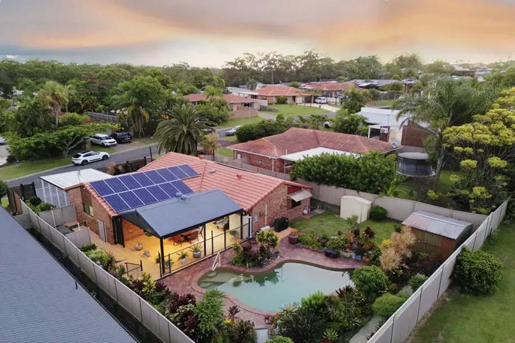 5 Essendon Close, Arundel, QLD 4214