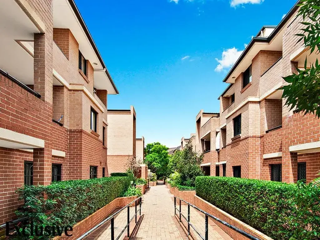 PRIME LOCATION AND SPACIOUS!