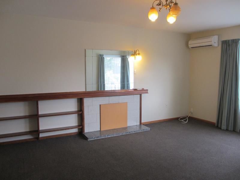 2/1 Holliss Avenue, Cashmere, Christchurch, 2 ห้องนอน, 0 ห้องน้ำ