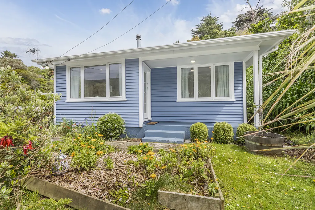 65 Airlie Road, Plimmerton, Porirua, Wellington