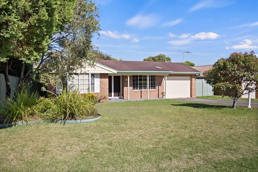 4 Boyd Place, Barden Ridge, NSW 2234