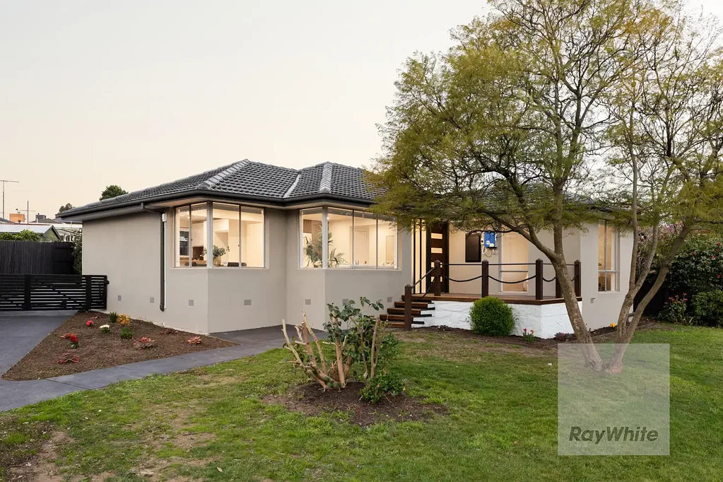 Bundoora 3Zimmer Modern Living in an Exceptional Location