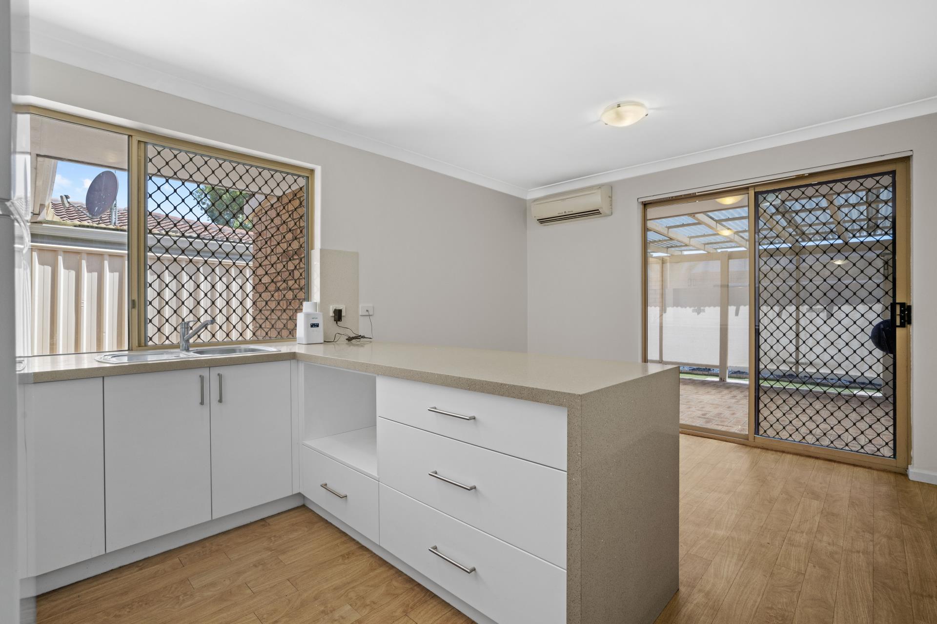 UNIT 2 13 GOLF RD, PARKWOOD WA 6147, 0 Bedrooms, 0 Bathrooms, Unit