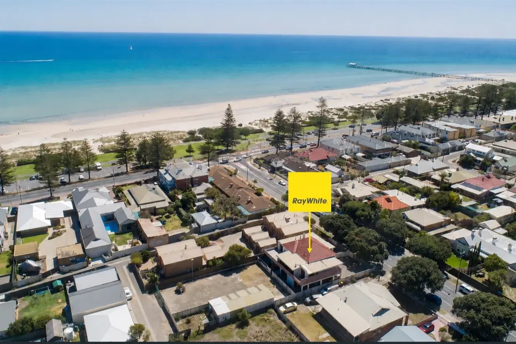 Semaphore South 6部屋 Rare Dual Residence with Expansive 1218sqm Coastal Holding...