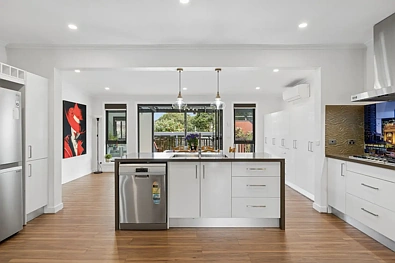 6 Regency Street, Dandenong North, VIC 3175, 3 slaapkamers, 2 badkamers, House