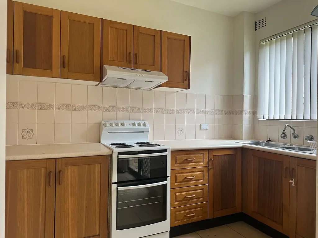 Situated in the heart of Penrith this perfect sized 2 bedroom unit is located only minutes away from Nepean Centro.